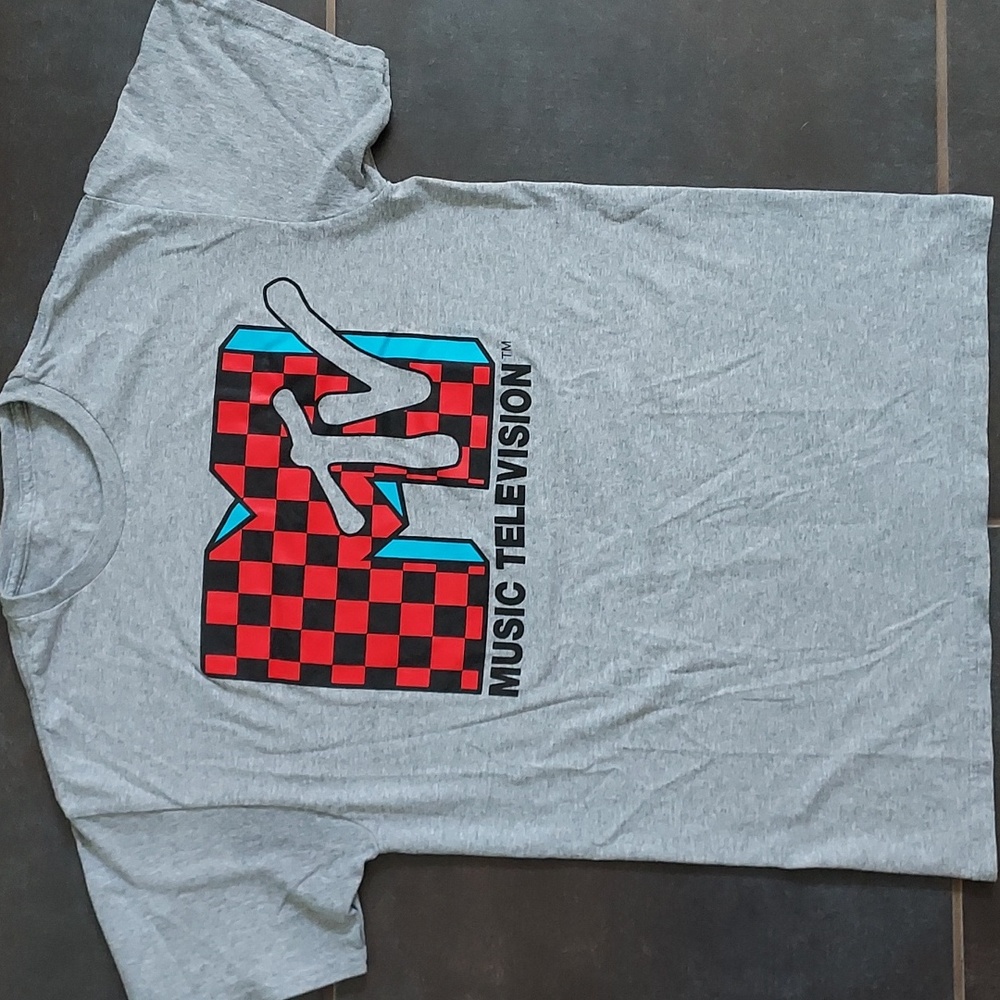 NWOT MTV t-shirt - Picture 2 of 5